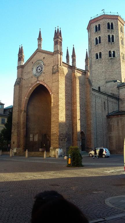 Residenza Teatro Piacenza Szoba fotó